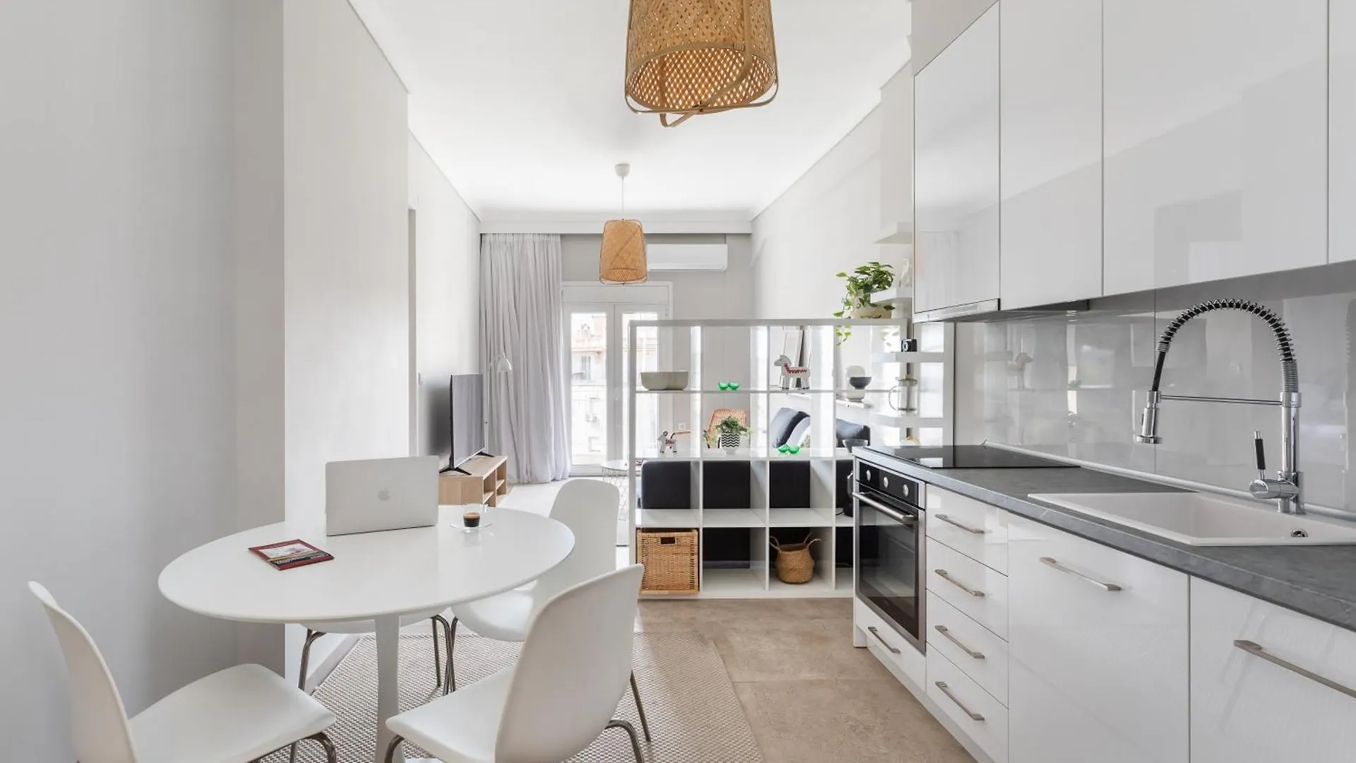 Sunshine By Halu! City Centre Family Retreat Thessaloniki